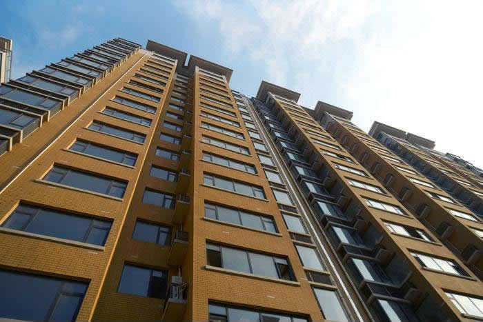 重慶6歲女孩被高空窗戶砸暈，門窗該如何使用才可以確保安全？