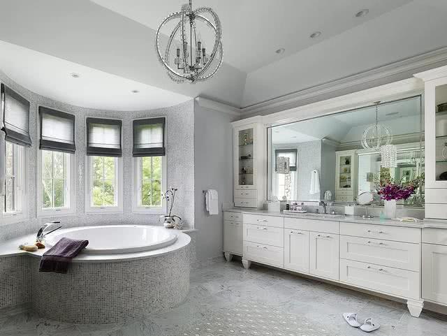 疫情當前遇上回南天，防疫究竟要開窗通風，還是關窗防濕？